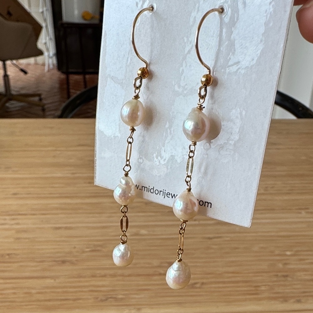 Pearl Drop Earrings